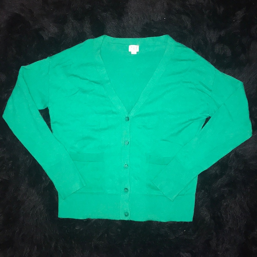 Green Cardigan 💚
